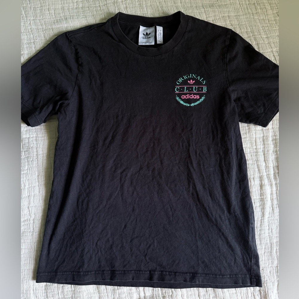 Adidas tshirt